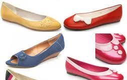 BAHAYA DIBALIK CANTIKNYA FLAT SHOES