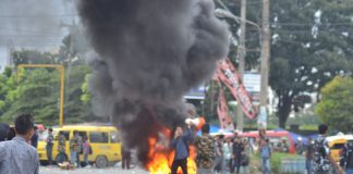 Tuntut Rusaknya Jalan, Satgas AMPI Berdemonstrasi