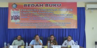 Bedah Buku; Paradigma Komunikasi
