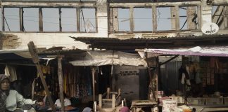 Potret Warga Pagi Hari di Pajak Pekong, Medan Labuhan