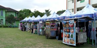 Bazar Ramaikan Festival Aspirasi Mahasiswa