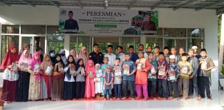 Tunas Bangsa Wakafkan Paket Perangkat Ibadah