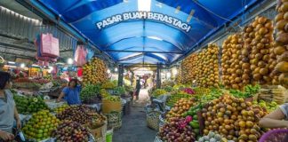 Pasar Buah Berastagi: Penyedia Oleh-Oleh Manis bagi Wisatawan