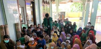 Sambut Iduladha, Kelompok 8 KKN UIN SU Selenggarakan Nobar