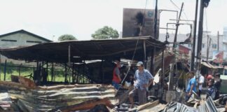Sebanyak Delapan Kios Pedagang Kaki Lima Ludes Terbakar