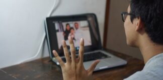 Virtual Communication: Beban atau Keharusan?