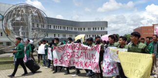 Tuntut Empat Hal, Mahasiswa FST UIN SU Gelar Aksi
