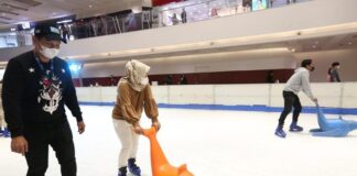 Ice Skating, Wahana Rekreasi Langka Hadir di Kota Medan