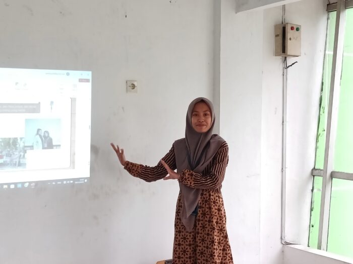LPM Dinamika Jadikan Presentasi sebagai Rangkaian Ketiga Diklat 2023