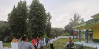 Sambut HUT RI ke-79, Mahasiswa KKN 52 UIN SU Adakan Gotong Royong