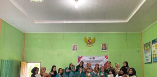 KKN 122 UIN SU Adakan Pelatihan Pengelolaan Buah Kelapa Menjadi Manisan