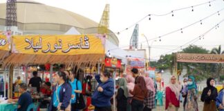 Antusias Pengunjung Ramaikan Kampung Ramadan Pasar Nurlela