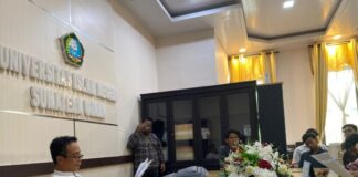 Tuntut Dekan FIS Dimakzulkan, Wakil Rektor III Audiensi dengan Mahasiswa