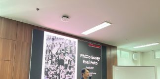 Lebih dari Sekadar Memotret, PJTLN Suara Kampus Hadirkan Pelatihan Foto Esai
