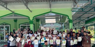 Sulap Daun Jadi Karya, KKN UIN SU Ajarkan Eco Print di Bah Birong